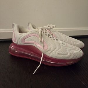 NIKE AirMax 720 Pink And White Sneakers